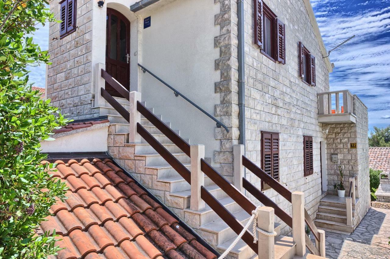 Lantana Apartment Bol Zewnętrze zdjęcie